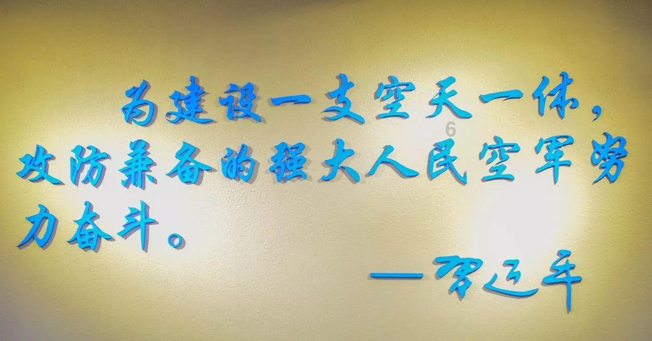逃离废墟镇